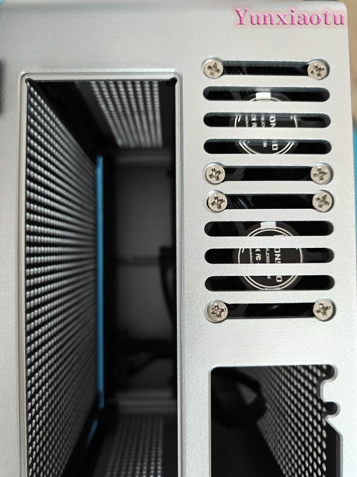 NV10 Mini ITX Computerkast 4.5 - Itx Case Pcie Riser 4.0 recensie en prijs